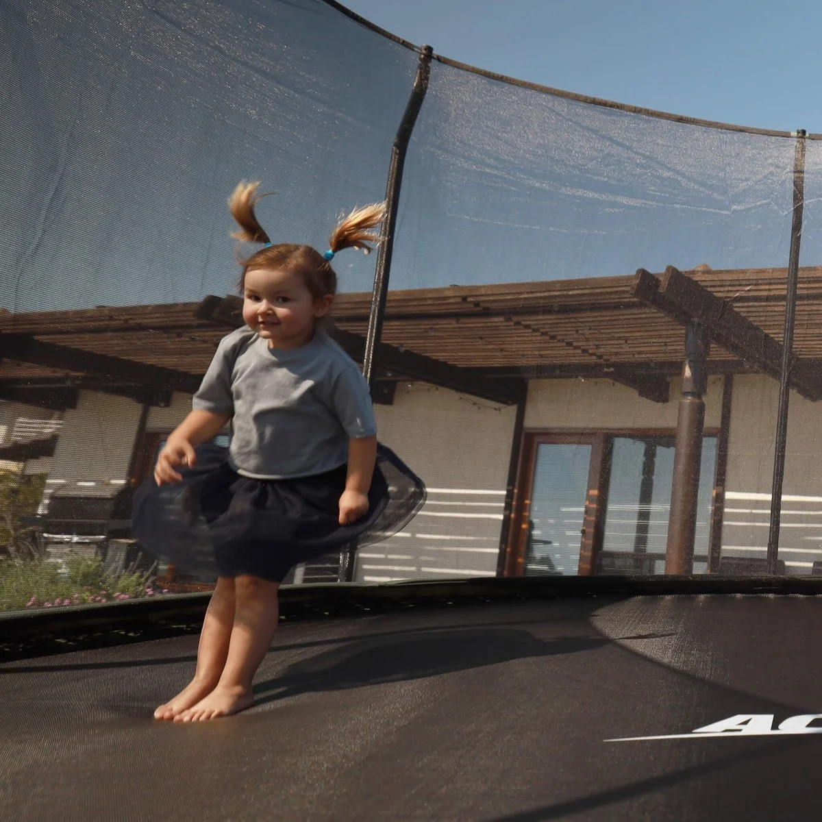 333-2-1-1-1-1.webp Acon Air 12ft Round Trampoline with Premium Net and Ladder - Image 3