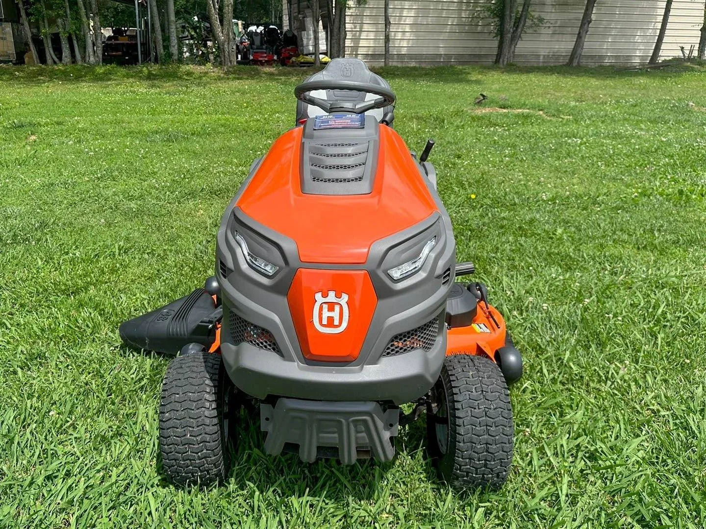 5-145.webp Husqvarna TS 148XK 48″ Lawns Tractors 24HP KOH (Scratch and Dent) - Image 2