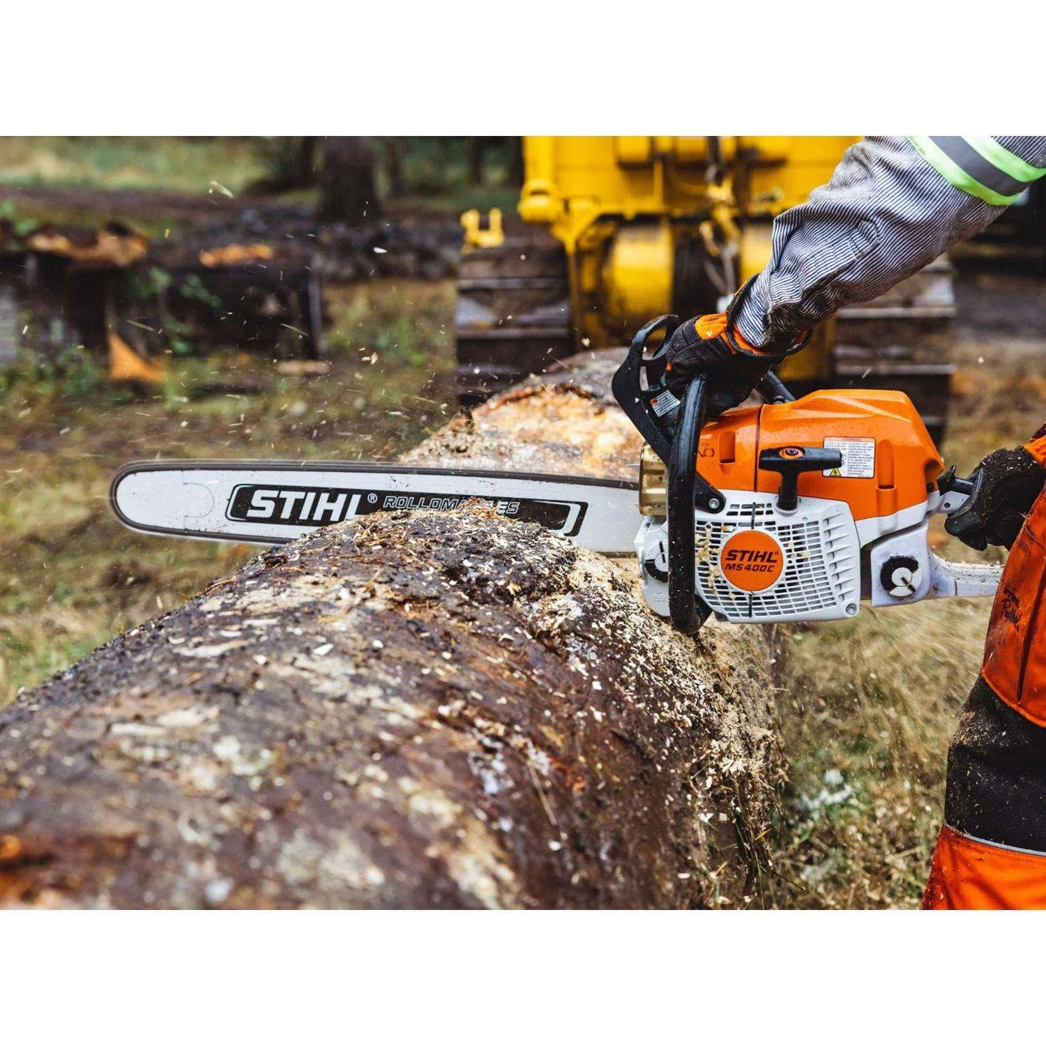stihl2-1-1-1.webp STIHL MS 400 C-M 16 in. 66.8 cc Gas Chainsaws - Image 2