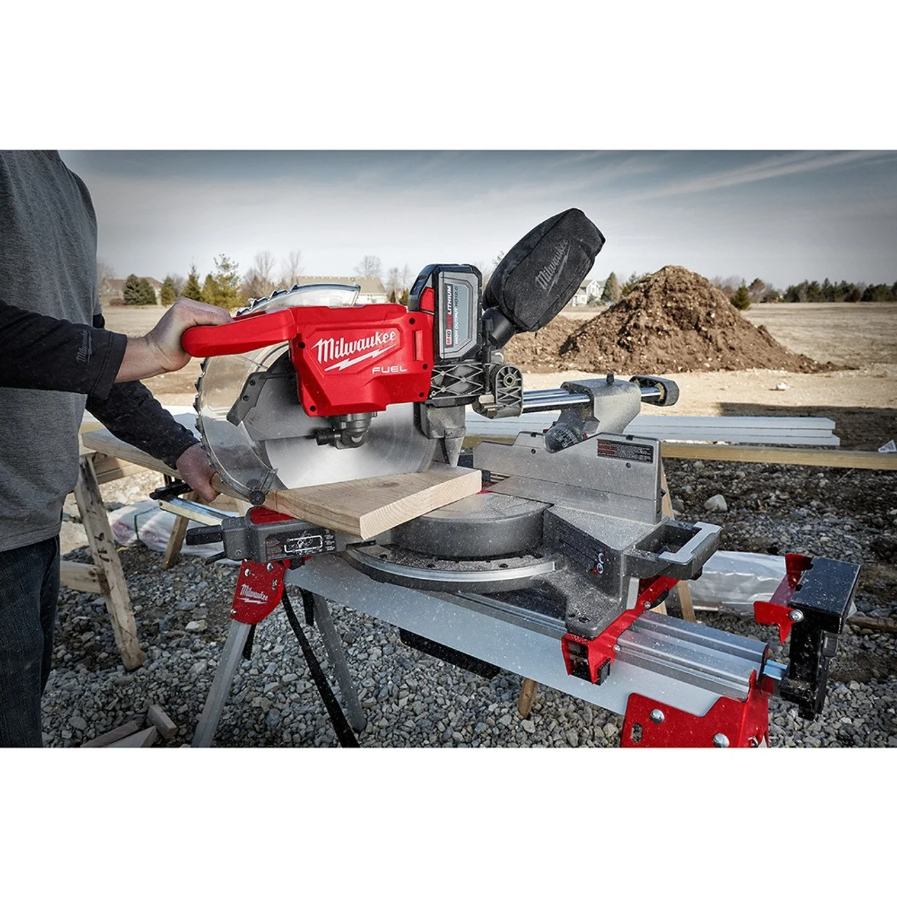 zxvdfv-1.webp SKIL SPT88-01 12″ Worm Drive Dual Bevel Sliding Miter Saw - Image 2